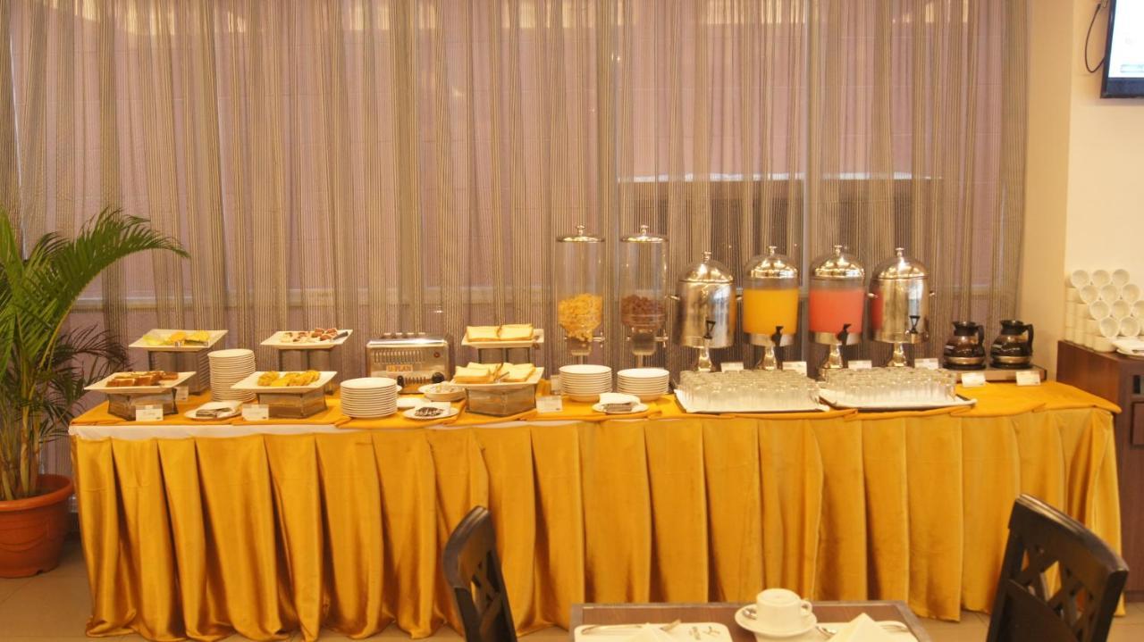 โรงแรมวินสตาร์ เปกันบารู ภายนอก รูปภาพ
